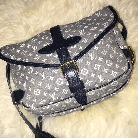 Louis Vuitton Navy Mini Lin Saumur Crossbody Bag - Picture 5 of 14